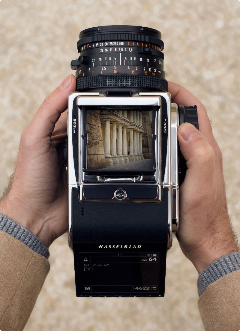 72個 新品 BOOK CAMERA ブックカメラ トイカメラ 本型 バンビ Hasselblad unveils the 907X & CFV 100C: digital tech, vintage heart